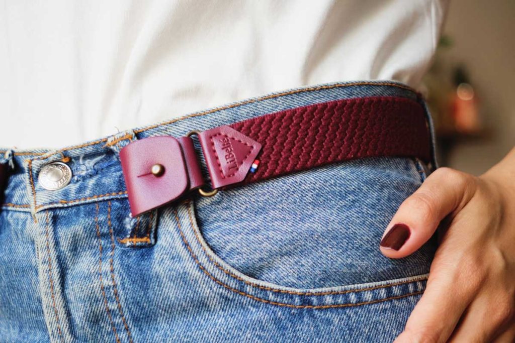 Ceinture sans boucle Libelté portée avec un jean